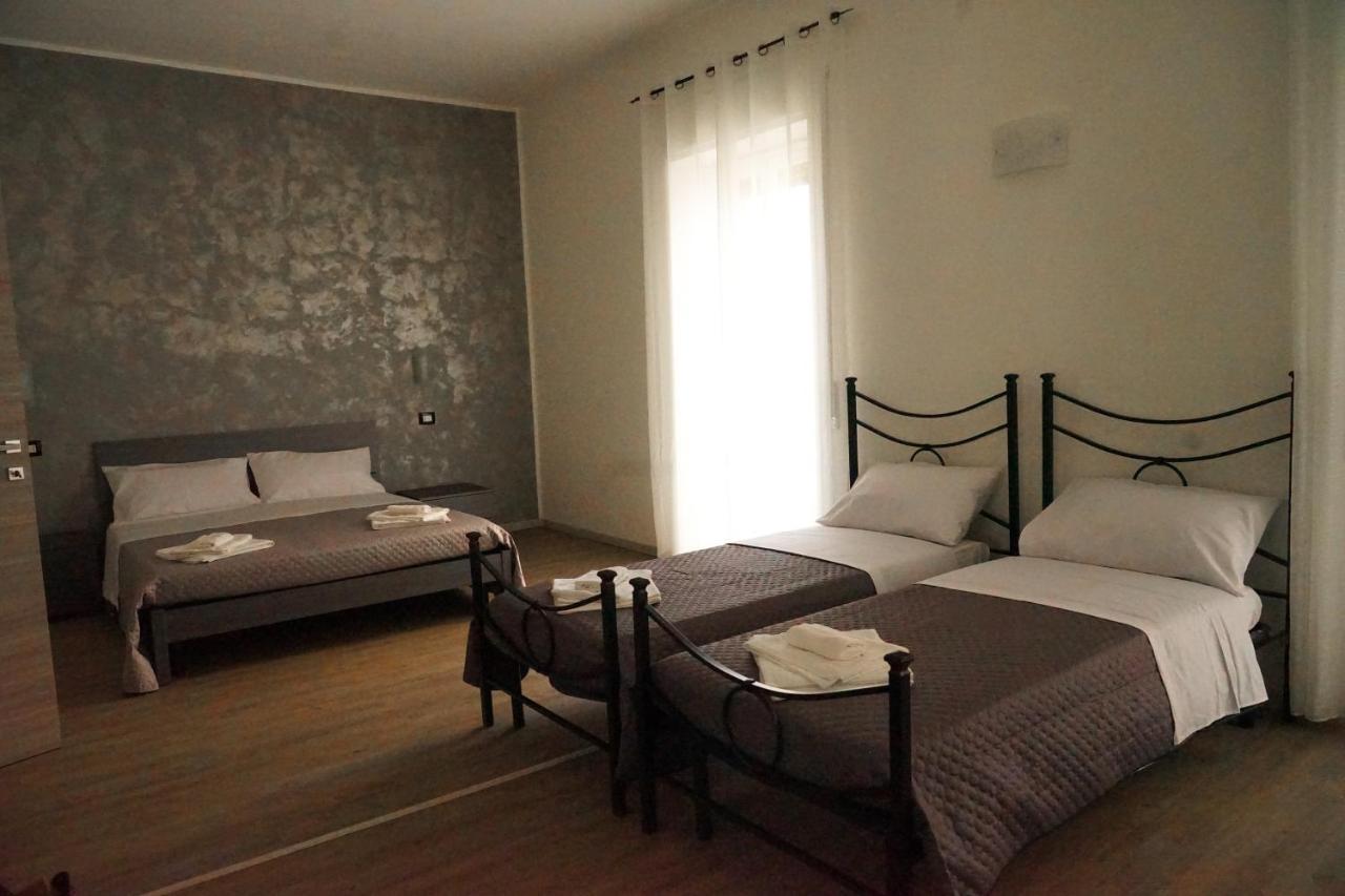 Bed and Breakfast La Residenza Di Adamo Сиракузы Экстерьер фото